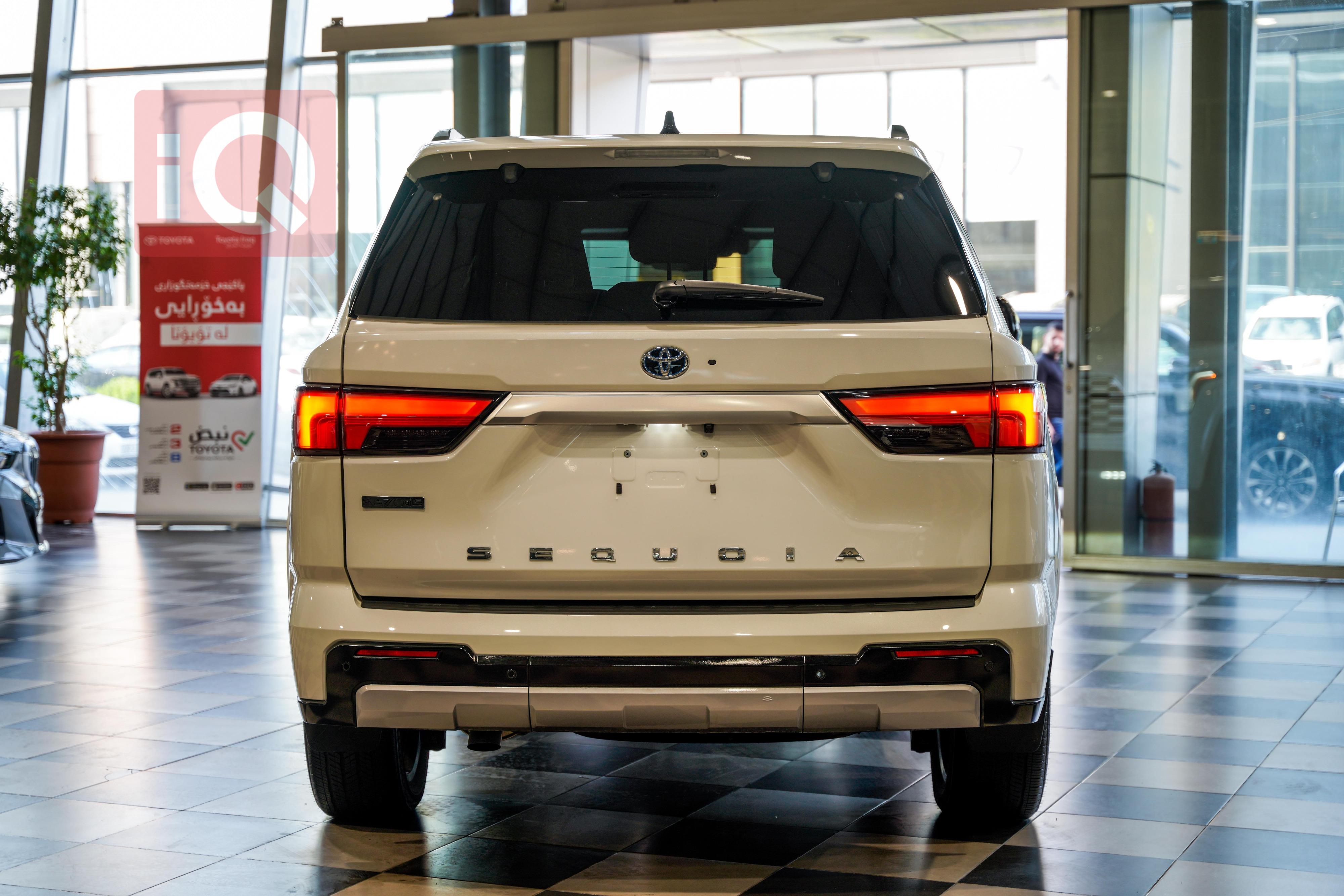 Toyota Sequoia